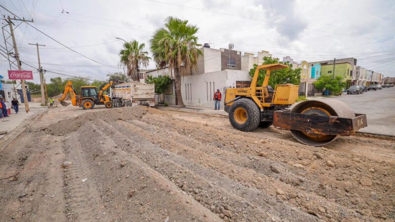 Refuerza alcalde Peña Ortiz mejoramiento de vialidades en Loma Blanca