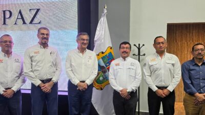 Rector de la UAT presenta avances del Atlas de Riesgos ante Gobernador en Mesa de Paz