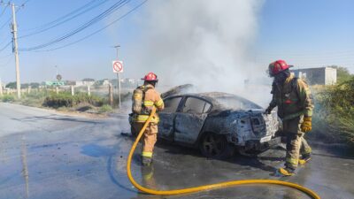 Atendió Gobierno Municipal incendio de vehículo en colonia Vista Hermosa