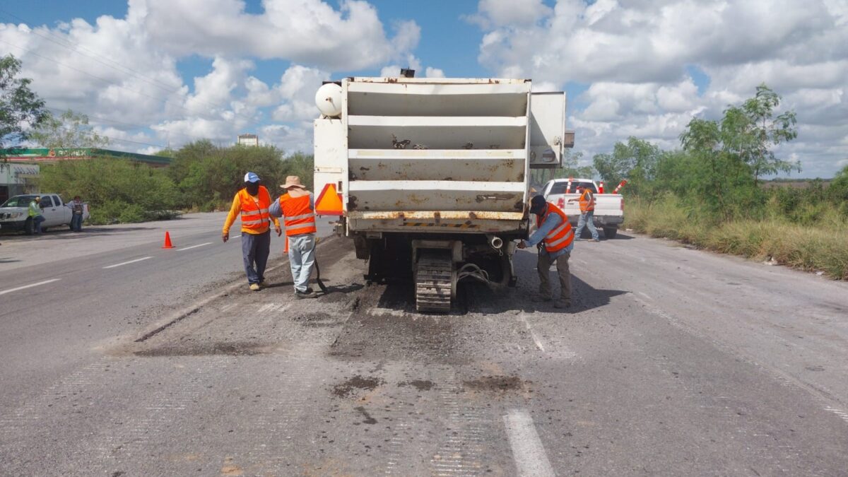 Inyecta gobierno de Américo casi 800 MDP en conservación de carreteras