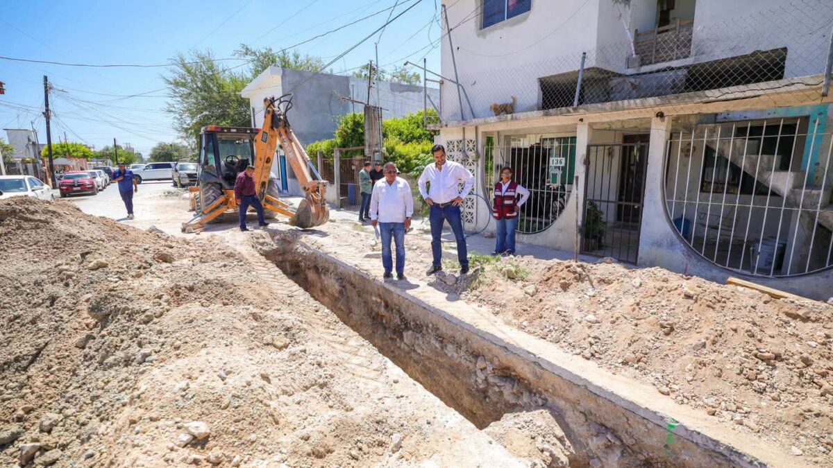 Rehabilita Gobierno de Carlos Peña Ortiz red de alcantarillado en Fraccionamiento Reynosa
