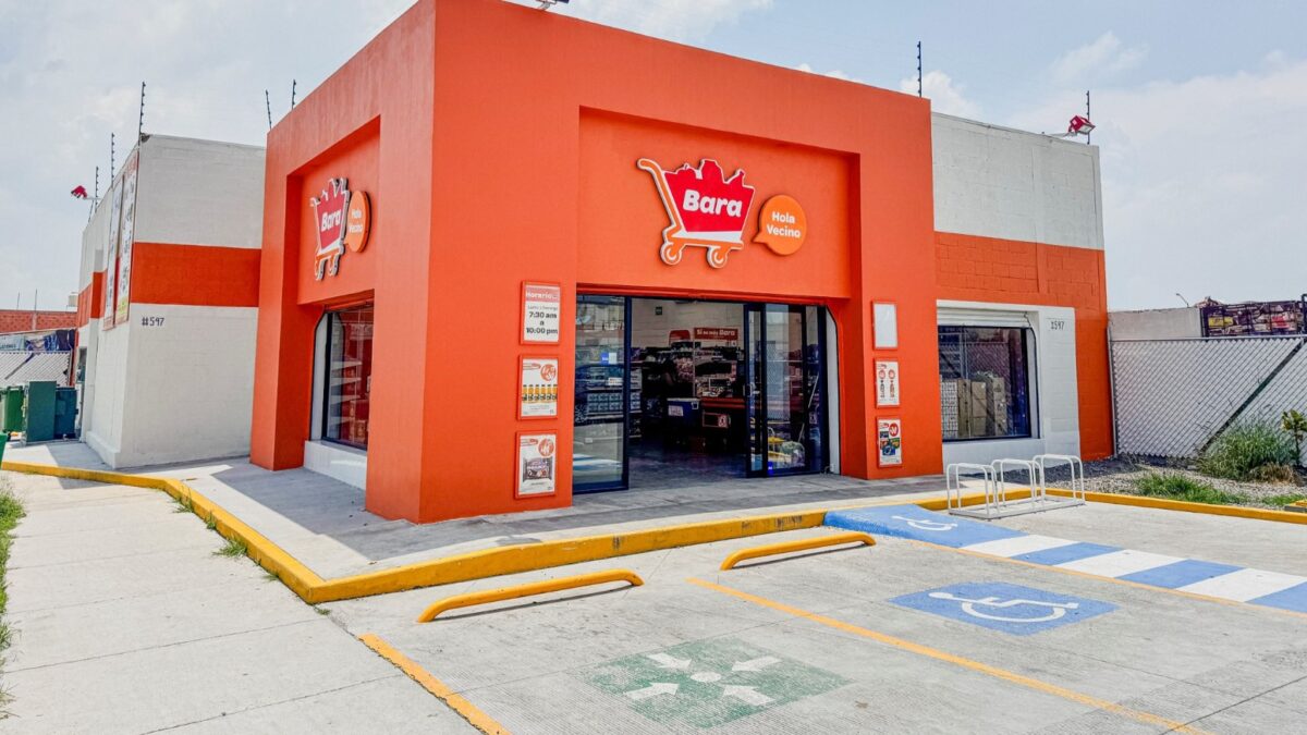 Bara le pisa los talones a Oxxo: FEMSA impulsa el formato de descuento para quedarse con la despensa mexicana