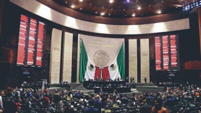 Memes con logos oficiales, en la mira: Senado alista castigo de hasta siete años de cárcel